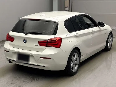 BMW 1 SERIES