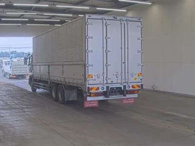 MITSUBISHI FUSO SUPER GREAT
