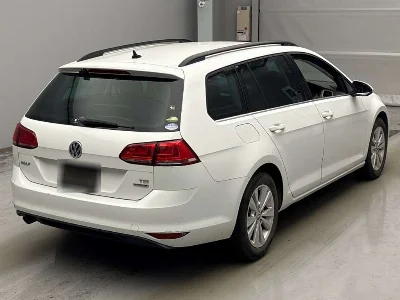 VOLKSWAGEN GOLF VARIANT