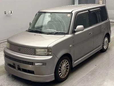 TOYOTA BB