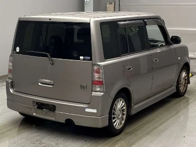 TOYOTA BB