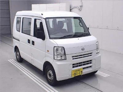 NISSAN CLIPPER VAN