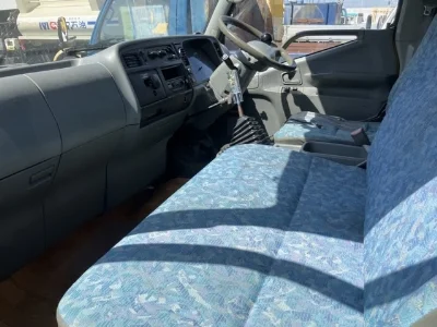 MITSUBISHI CANTER
