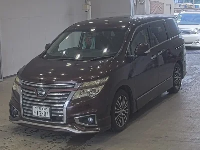 NISSAN ELGRAND