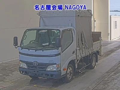 TOYOTA DYNA