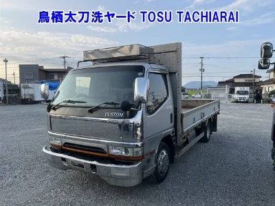 MITSUBISHI CANTER