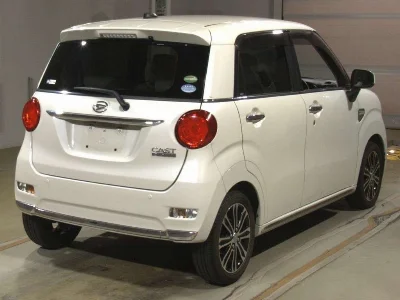 DAIHATSU CAST