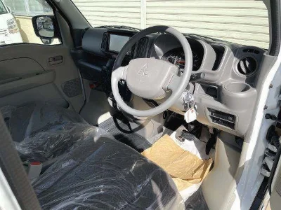 MITSUBISHI MINICAB