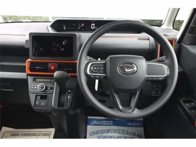 DAIHATSU TANTO FUN CROSS