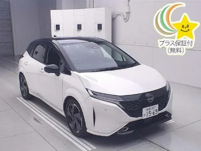 NISSAN AURA