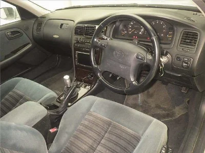 TOYOTA CRESTA