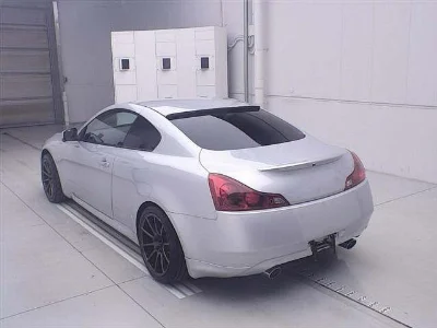 NISSAN SKYLINE