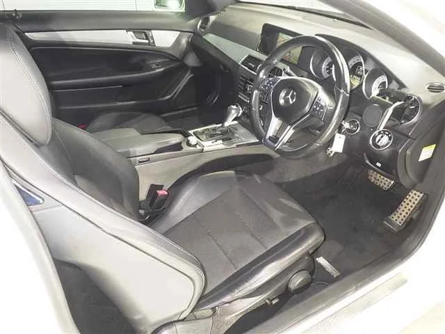 Mercedes-Benz C-Class  с аукциона в Японии