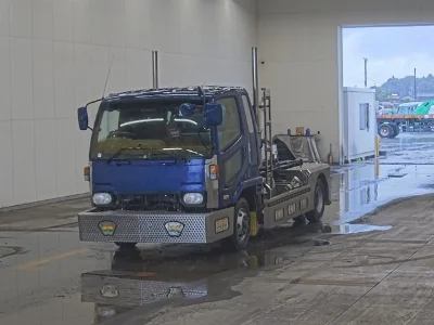 MITSUBISHI FUSO FIGHTER