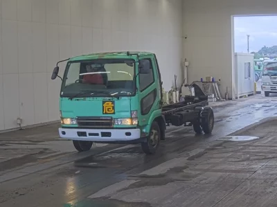 MITSUBISHI FUSO FIGHTER