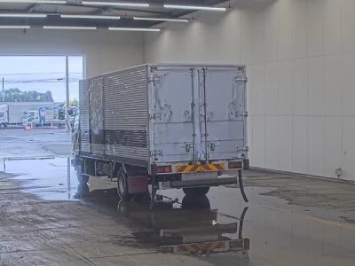 MITSUBISHI FUSO FIGHTER