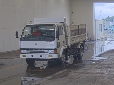 MITSUBISHI FUSO FIGHTER MIGNON