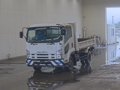 ISUZU FORWARD