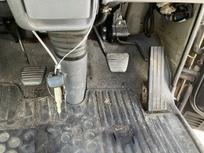 MITSUBISHI CANTER