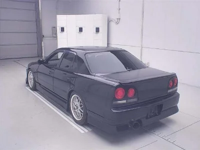 NISSAN SKYLINE