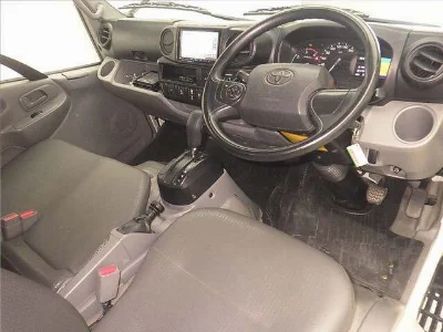 TOYOTA DYNA