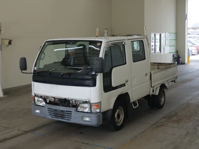 Nissan Atlas 2003