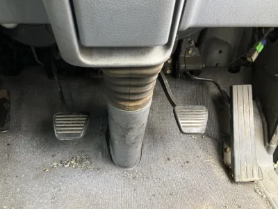 MITSUBISHI CANTER