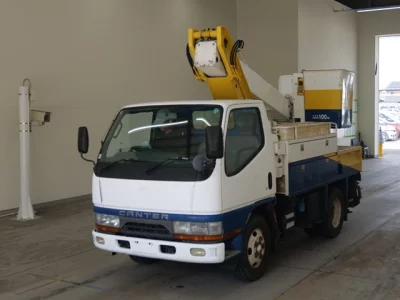 MITSUBISHI CANTER