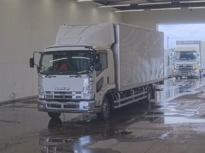 ISUZU FORWARD