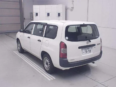 TOYOTA SUCCEED