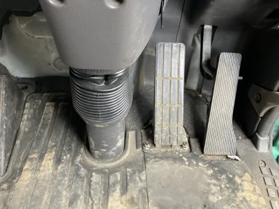 NISSAN UD