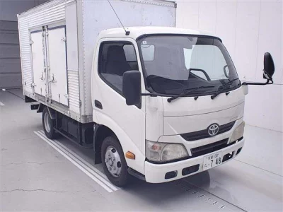 TOYOTA DYNA