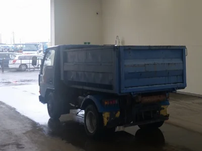 MITSUBISHI CANTER