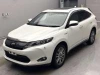Цена авто Toyota Harrier с аукционов Японии, номер кузова AVU65W, пробег 111 000, оценка 2