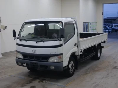 TOYOTA DYNA