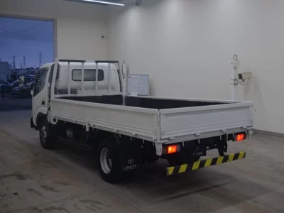 TOYOTA DYNA