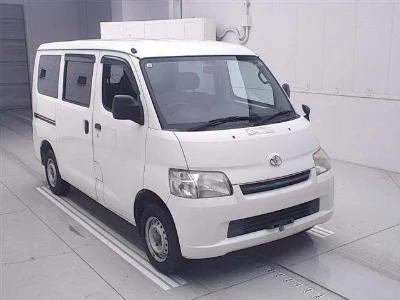 TOYOTA LITE ACE VAN