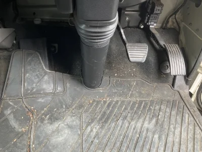 MITSUBISHI CANTER