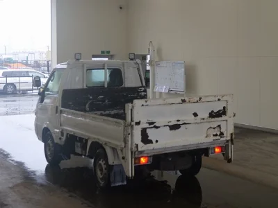 MITSUBISHI DELICA WAGON