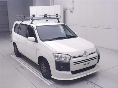 TOYOTA SUCCEED