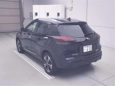 NISSAN KICKS