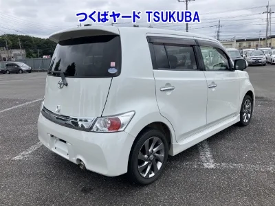 TOYOTA BB