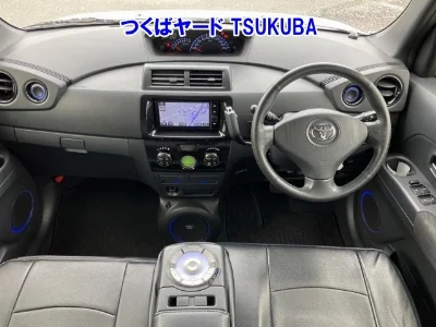 TOYOTA BB