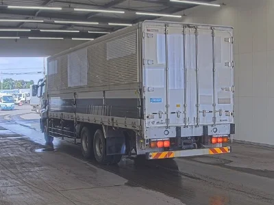 MITSUBISHI FUSO SUPER GREAT