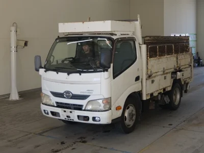 Hino DUTRO