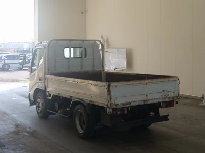 TOYOTA DYNA