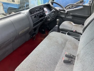 MITSUBISHI CANTER