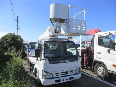 ISUZU ELF