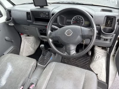 NISSAN CLIPPER