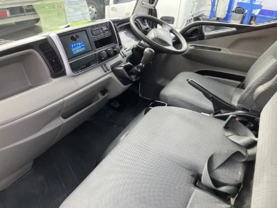 MITSUBISHI CANTER
